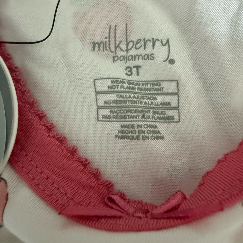 NWT! New Milkberry bamboo summer pajamas set/strawberries-size 3T - Picture 5 of 5